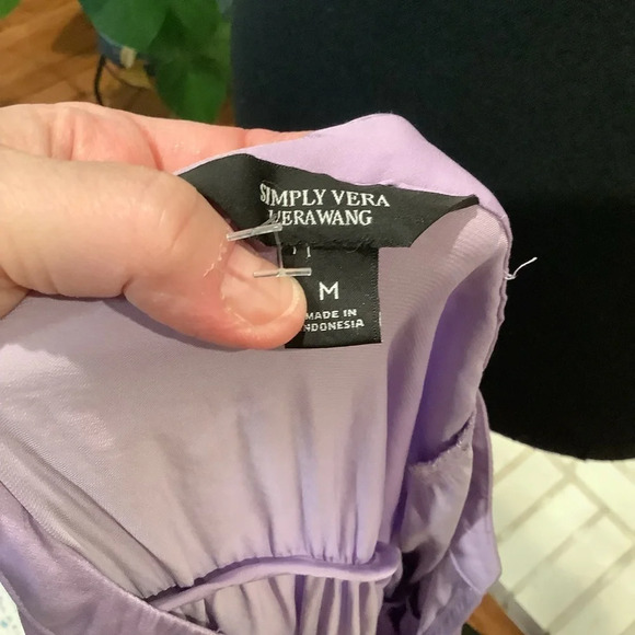 #179 Gorgeous Simply Vera Wang Lilac Fit and Flare Dress Size Medium - Picture 9 of 10